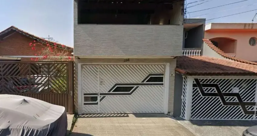 Casa à venda na Rua Mississipe, 296, Parque Capuava, Santo André