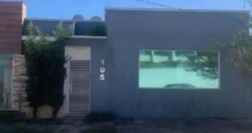 Casa com 3 quartos à venda na Rua Antônio Mesquita Jardim, 105, Santa Luzia, Varginha