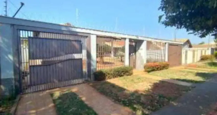 Casa à venda na Avenida Joaquim Dornelas, 1103, Vila Bandeirante, Campo Grande