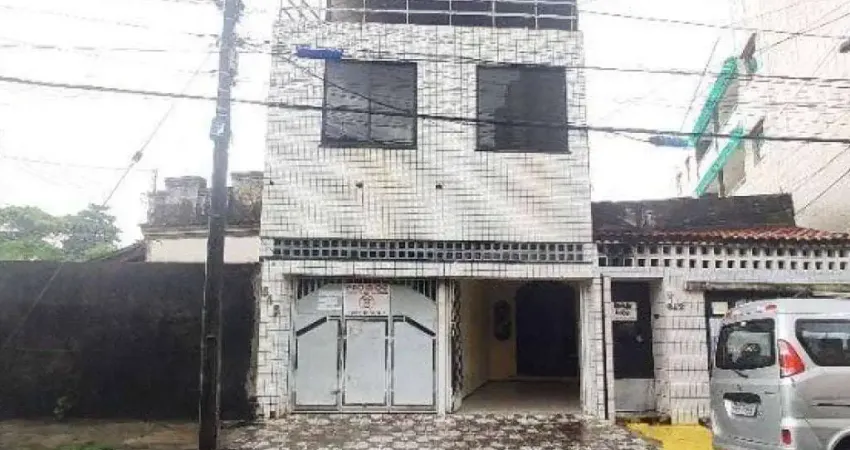 Casa com 2 quartos à venda na Rua Marechal Deodoro, 646, Benfica, Fortaleza