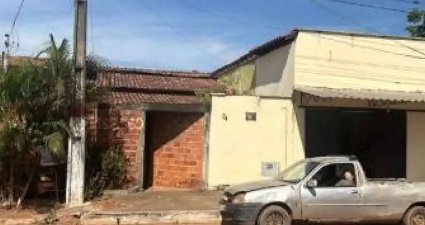 Casa com 4 quartos à venda na Rua Antônio Cizílio dos Santos, 34, Setor Central, Campos Lindos
