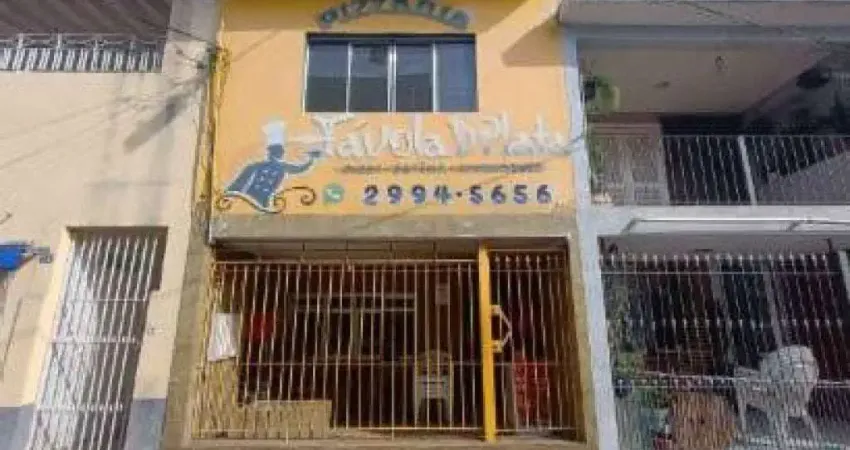 Casa à venda na Rua Francisco Guimarães Pereira Júnior, 19, Jardim Maria Nazaré, São Paulo