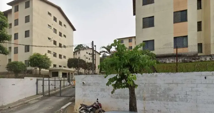Apartamento à venda na Rua Piratininga, 486, Serraria, Diadema