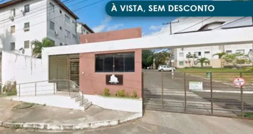 Apartamento à venda na Rua Castro Alves, 138, Vila Canária, Salvador