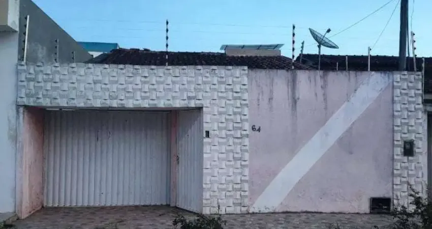 Casa com 3 quartos à venda na Rua Luiz Martins de Oliveira, 64, Batingas, Arapiraca