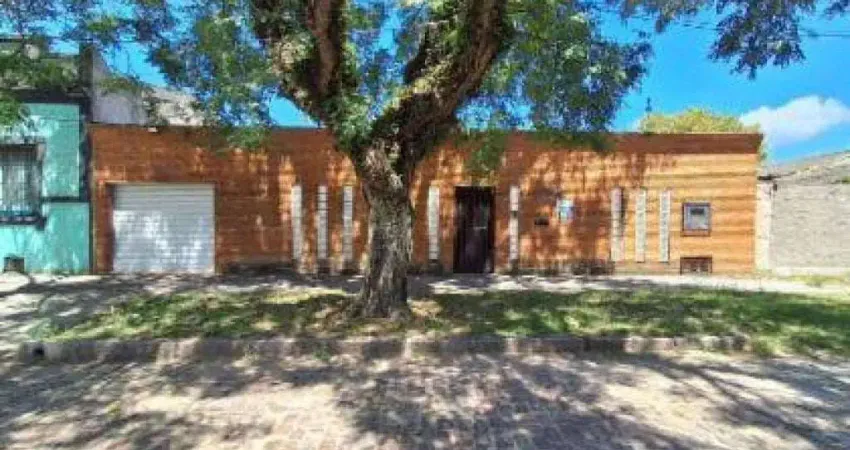 Casa com 2 quartos à venda na Avenida Major Carlos Pinto, 220, Cidade Nova, Rio Grande