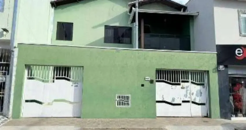 Casa à venda na Rua Doutor Célio de Oliveira Andrade, 30, Foch I, Pouso Alegre