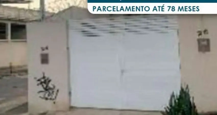 Casa à venda na Rua Piaçava, 24, Banco de Areia, Mesquita
