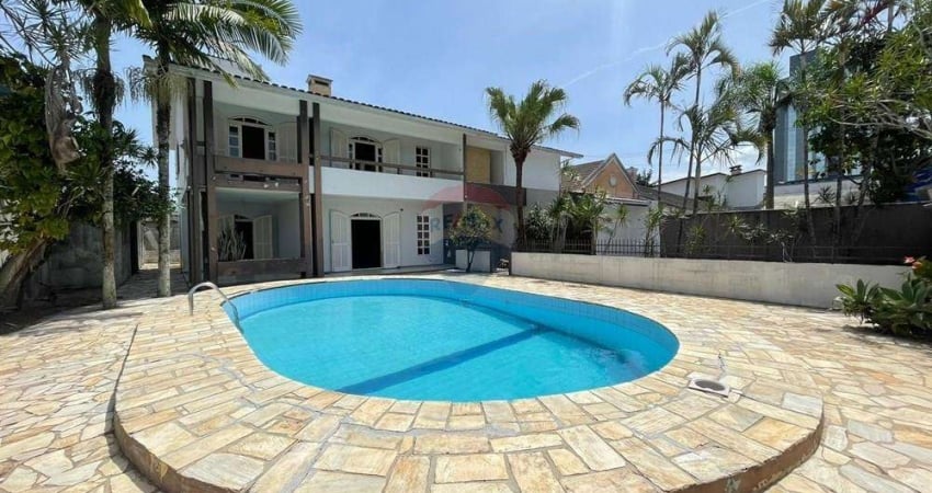 Casa com 4 quartos à venda no Centro, Araranguá 