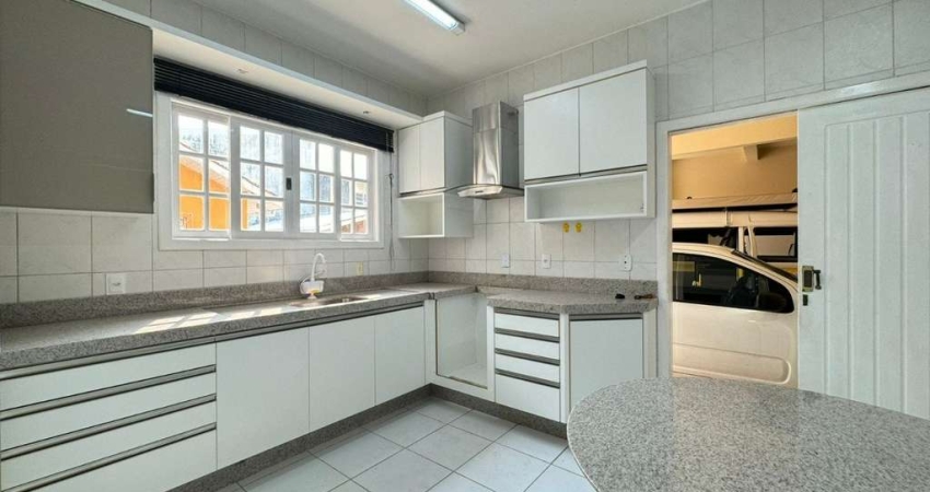 Casa de 220m² à venda no Balneário do Estreito Florianópolis/SC