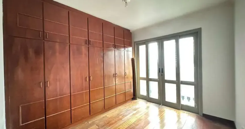 Apartamento à venda de 2 quartos no Centro, Florianópolis/SC