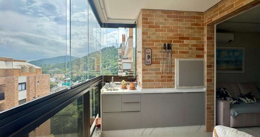 Apartamento Alto Padrão à Venda, 4 quartos e 2 garagens no Itacorubi, Florianópolis/SC