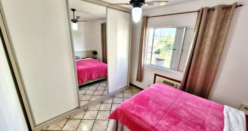 Apartamento à venda no Trindade, há 50m da Lauro Linhares