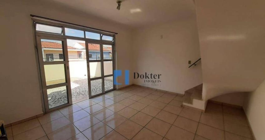 Casa com 2 quartos à venda na Rua Doutor Estevão Montebello, Vila Picinin, São Paulo