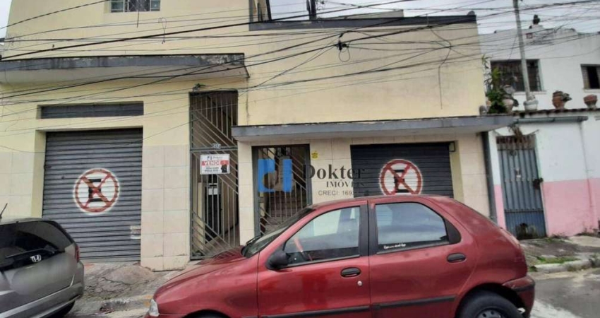 Casa contendo no terreno 5 residencias na Freguesia do Ó