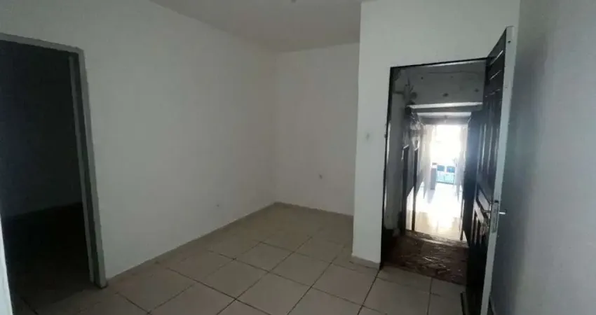 Casa com 1 dormitório para alugar, 40 m² por R$ 1.067,56 - Itaberaba - São Paulo/SP