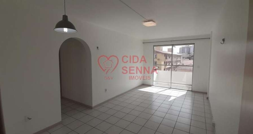 Apartamento com 3 quartos para alugar na Rua Prefeito Dib Cherem, Capoeiras, Florianópolis