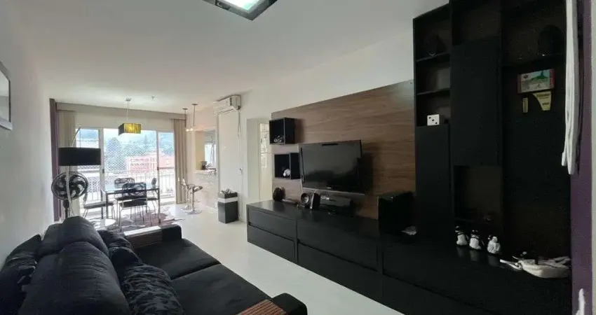 Apartamento em frete a faculdade, com serviço de hotel, alto- teresópolis-rj