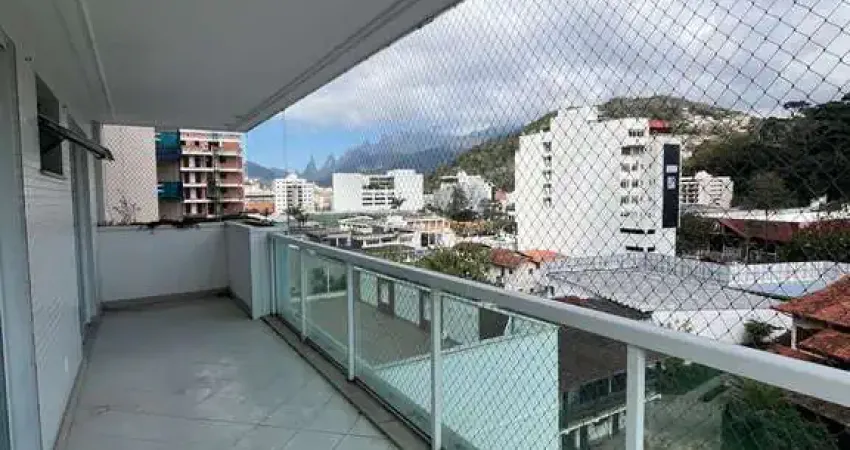 Apartamento amplo com 3 suítes , vista livre e andar alto no centro!
