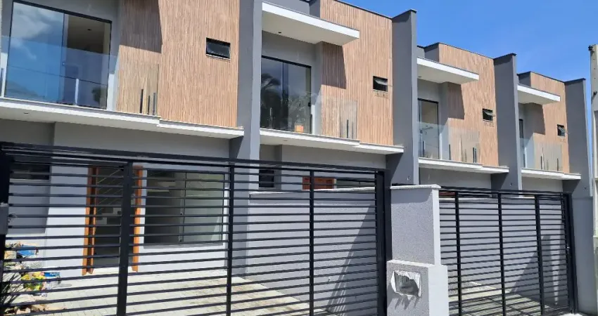 Casa com 3 quartos à venda no Saguaçu, Joinville 