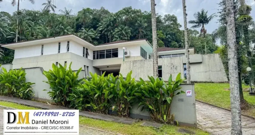Casa com 4 quartos à venda na Rua Chapecó, 294, Saguaçu, Joinville