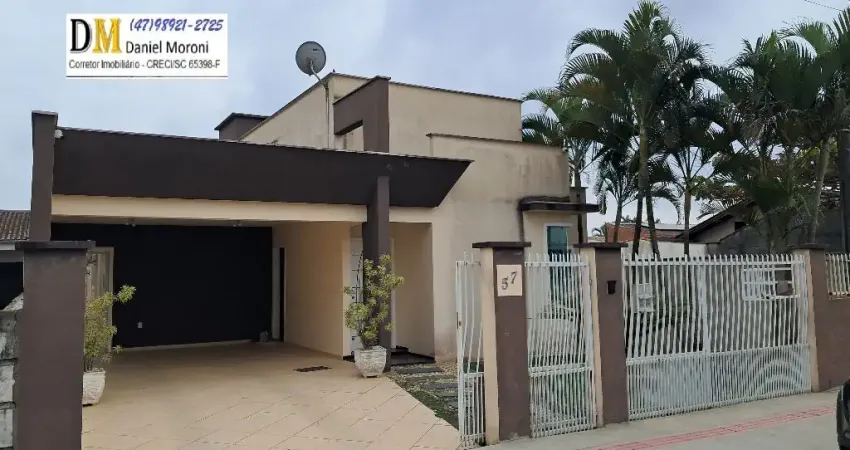 Casa Averbada com 1 Suíte + 2 Quartos - Ulysses Guimarães