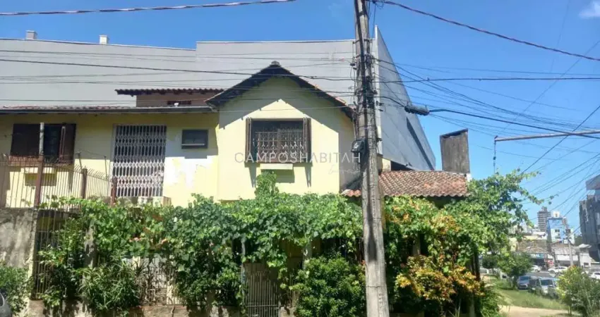 Casa com 3 quartos à venda na Rua Recife, 83, Azenha, Porto Alegre
