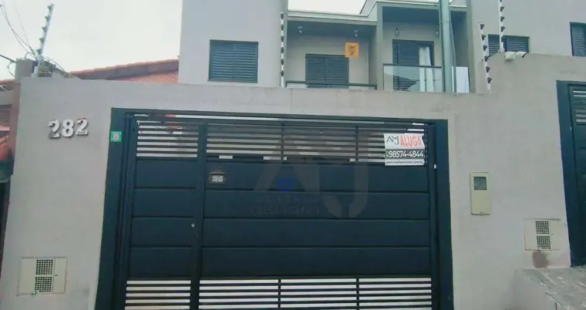 Sobrado com 2 dormitórios, ótimo acabamento, sala, lavabo, cozinha, 2 vagas de garagem