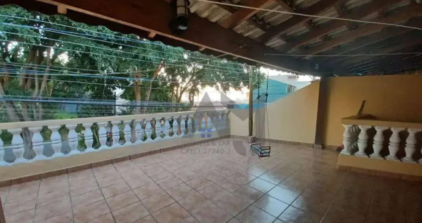 Sobrado com 2 dormitórios , 2 vagas, churrasqueira no quintal r$ 550 mil