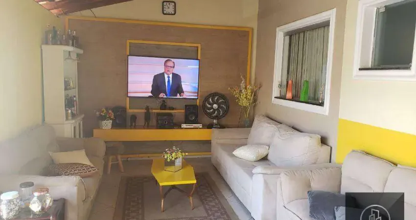 Sobrado com 3 dormitórios (sendo 1 suíte) à venda, 200 m² por R$ 700.000 - Jardim Karolyne - Votorantim/SP