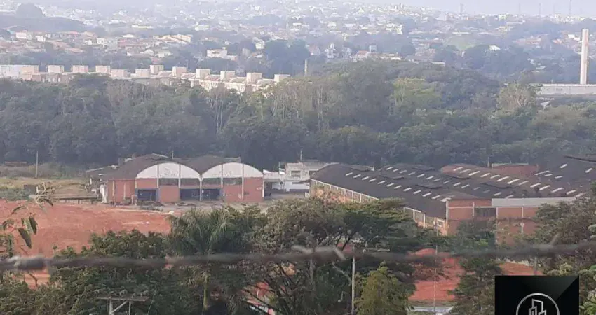 Área à venda, 62000 m² com galpões que somam 12.000m² de construção por R$ 36.000.000 - Jardim Vergueiro - Sorocaba/SP