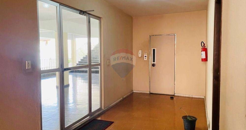 Apartamento 3 quartos com suite, elevador e garagem no São Mateus.