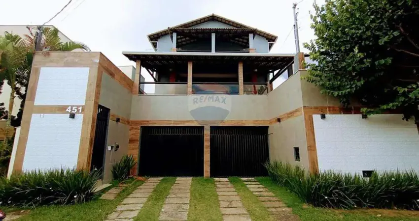 Casa com 5 quartos à venda na Rua Wolfigano Amadeus Mozart, 451, São Pedro, Juiz de Fora