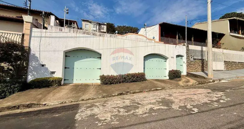Casa à Venda no Bairro Cidade Jardim com estrutura de Lazer Completa em Juiz de Fora!