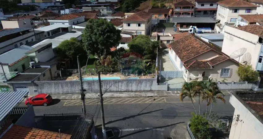 Casa com amplo terreno totalmente plano à venda no coração de matias barbosa