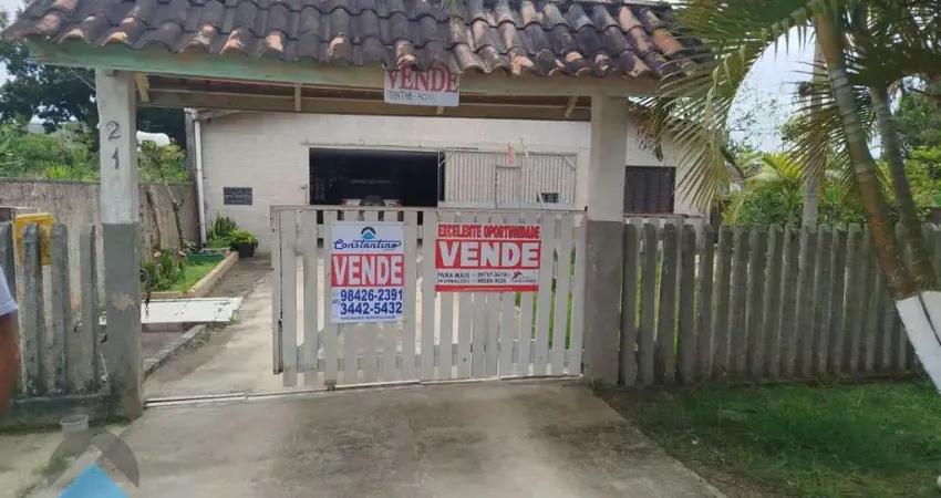 Casa à venda em guaratuba-pr - bairro coroados 5 quartos, 2 salas, 3 banheiros, 200m² de área