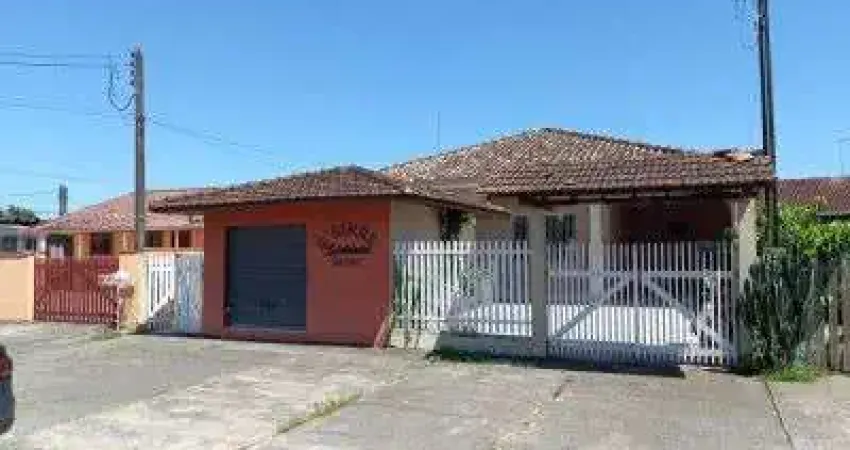 Casa em guaratuba com ponto comercial: 5 quartos, 4 salas, 2 vagas, 300m² de área no bairro cohapar. venha conferir!