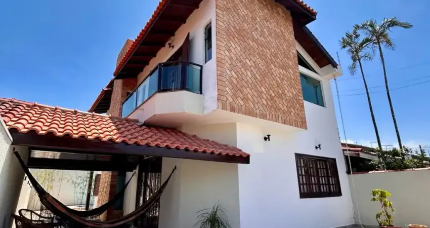Casa incrível disponível para locação no Oásis (lado da linha)