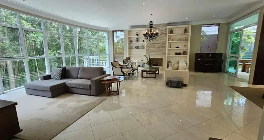 Tamboré 1 - 810m², 4 suítes, 8 banheiros, 9 vagas, r$ 8.500.000,00