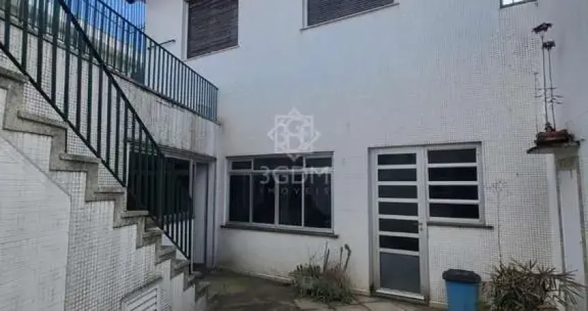 Casa com 4 quartos para alugar no Jardim São Paulo (Zona Norte), São Paulo 