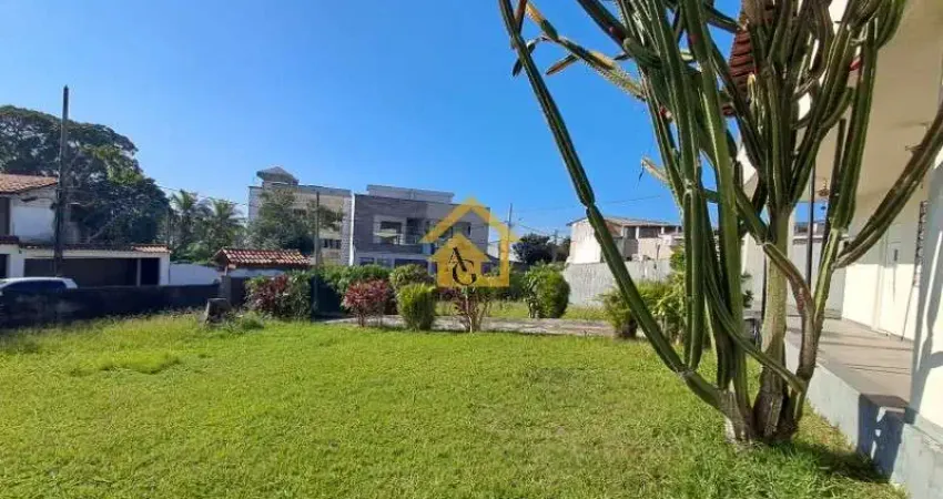 Imperdível Casa em Condomínio no Jardim Guanabara-RJ  2 quartos, 1 sala, 2 banheiros, 4 vagas  92 m²  Terreno amplo  Construtores, investidores