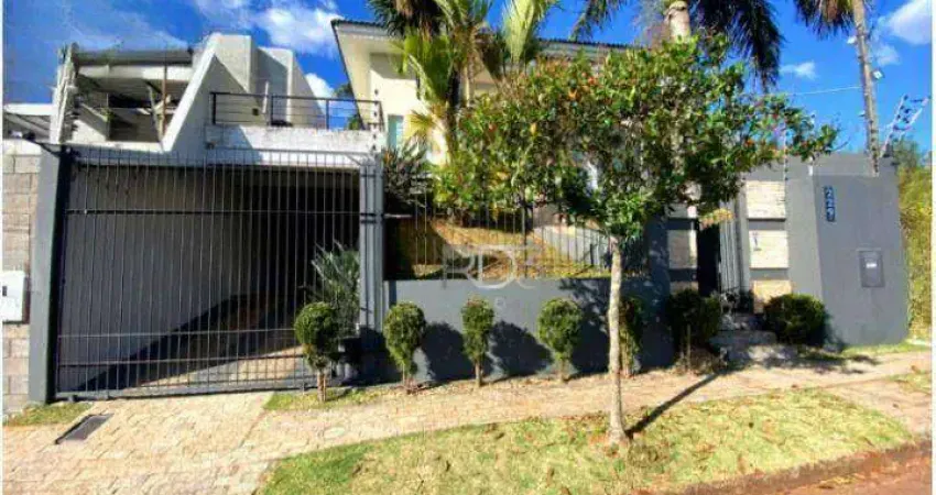 Casa com 3 dormitórios à venda, 192 m² por R$ 829.000,00 - Loteamento Residencial Cazarin - Apucarana/PR