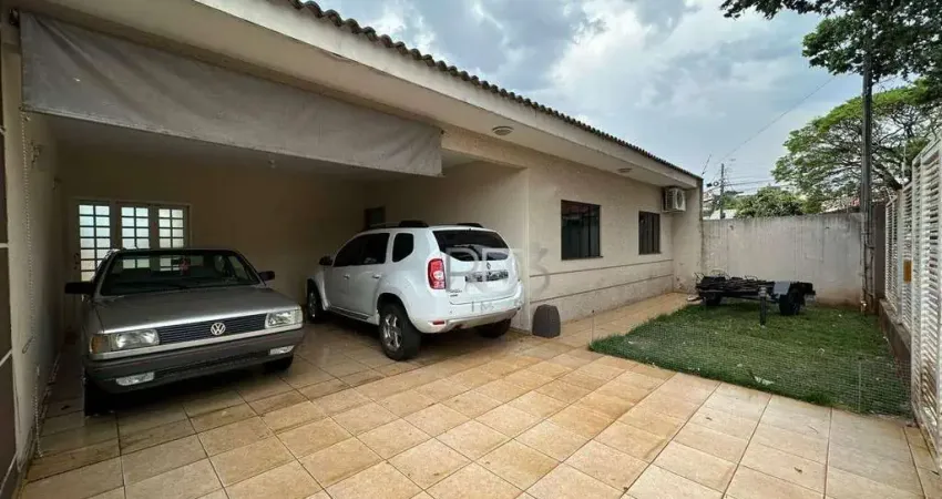 Sobrado com 3 dormitórios à venda, 170 m² por R$ 690.000,00 - Jardim Santa Mônica - Cambé/PR