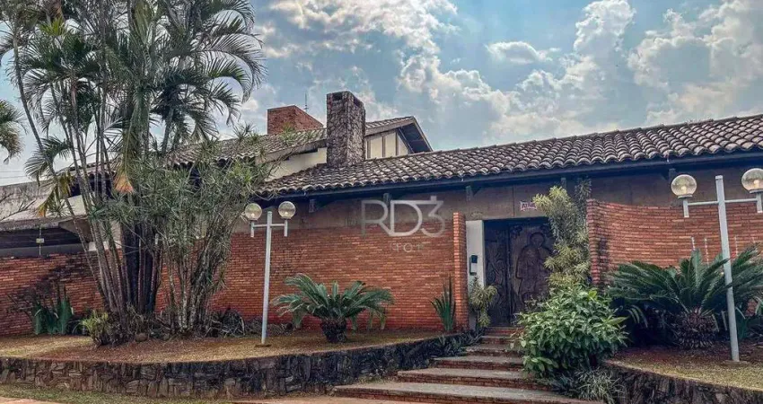 Casa com 6 dormitórios à venda, 419 m² por R$ 2.100.000,00 - Caravelle - Londrina/PR