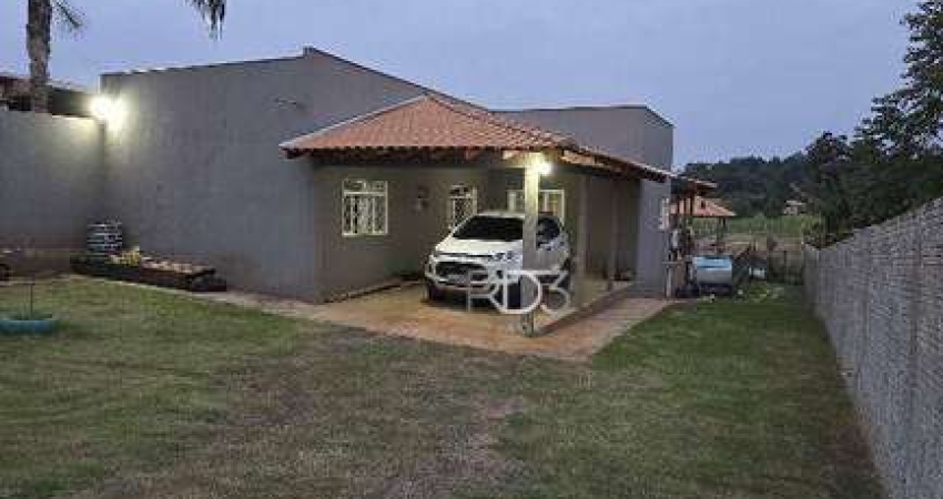 Casa à venda no Condomínio de Chácaras Três Bocas - Próximo ao Limoeiro por R$595.000,00 - 2.000 m² de terreno e 190 m² de área construída
