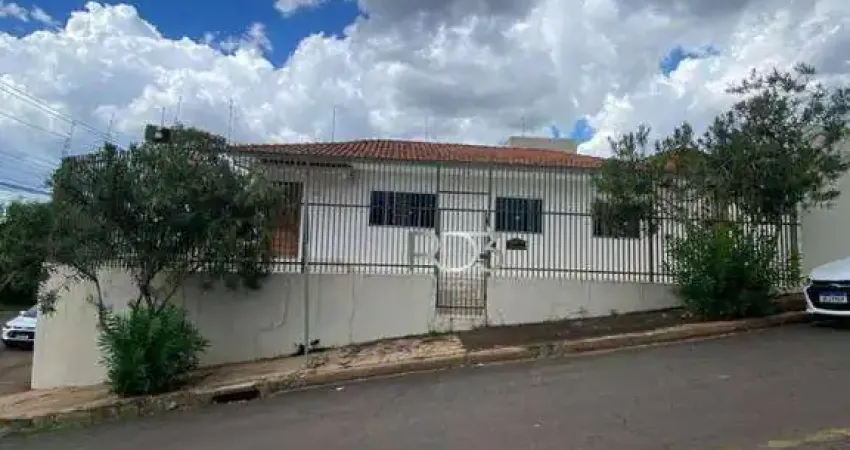 Casa com 3 dormitórios à venda, 191 m² por r$ 800.000,00 - casoni - londrina/pr