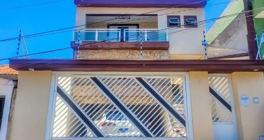 Atraente sobrado para venda com 3 quartos, sendo 1 suíte, 179m²