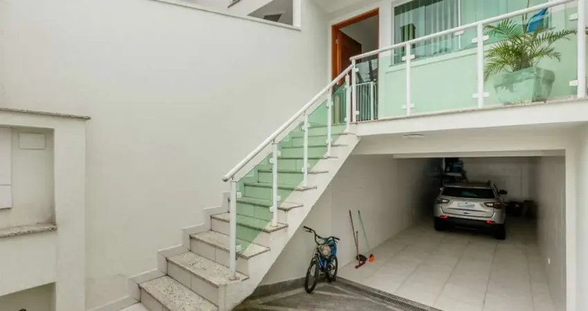 Excelente sobrado para venda em Chácara Inglesa com 3 quartos, sendo 1 suíte, 136m²