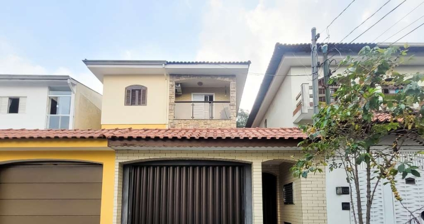 Imperdível sobrado para venda com 3 quartos, sendo 1 suíte, 224m²