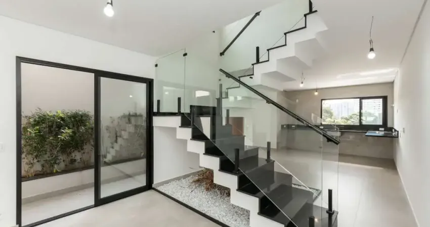 Atraente sobrado para venda em Jardim Felicidade (Zona Oeste) com 3 quartos, sendo 3 suítes, 229m²